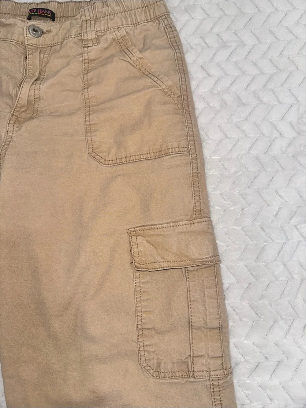 N/A comfortable tan